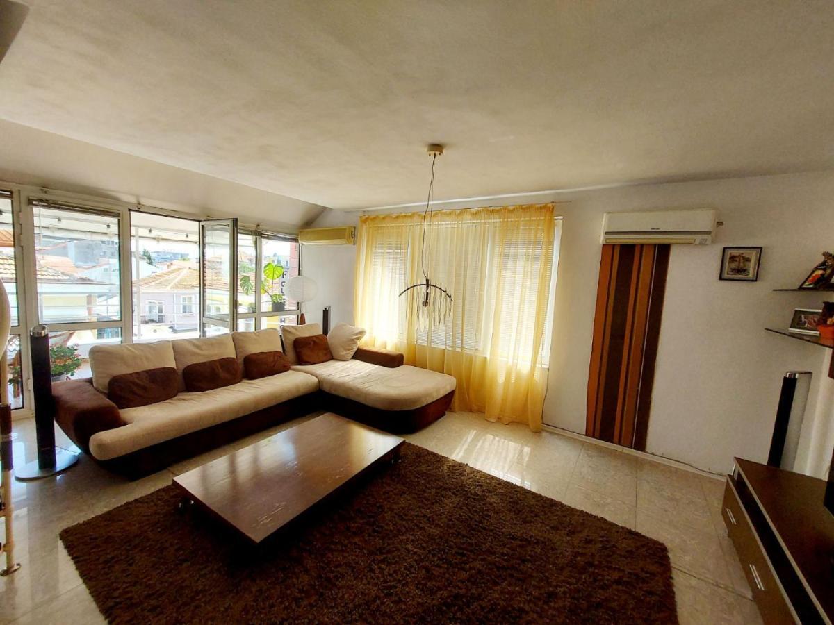 Comfort Flat Burgas Extérieur photo