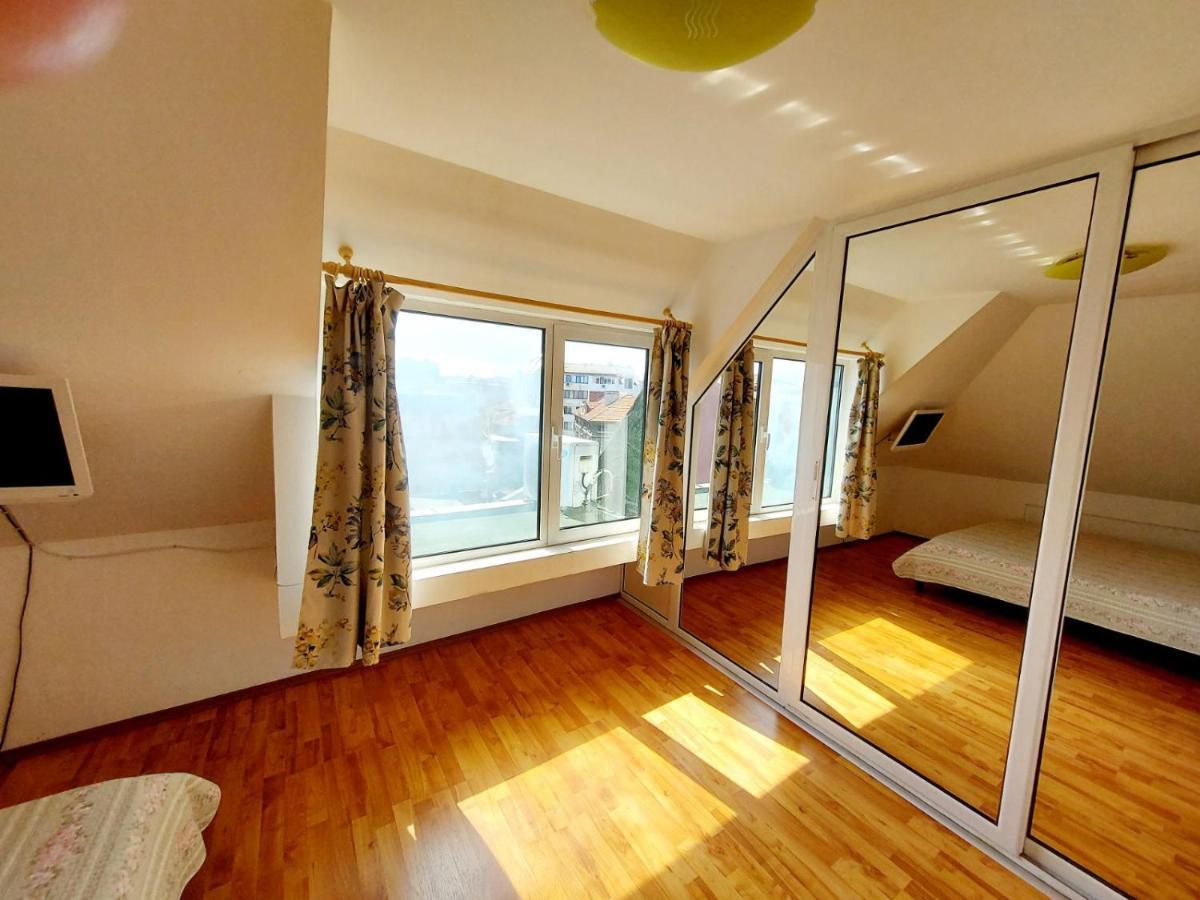 Comfort Flat Burgas Extérieur photo